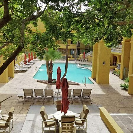 Hilton Phoenix Tapatio Cliffs Resort Exterior foto