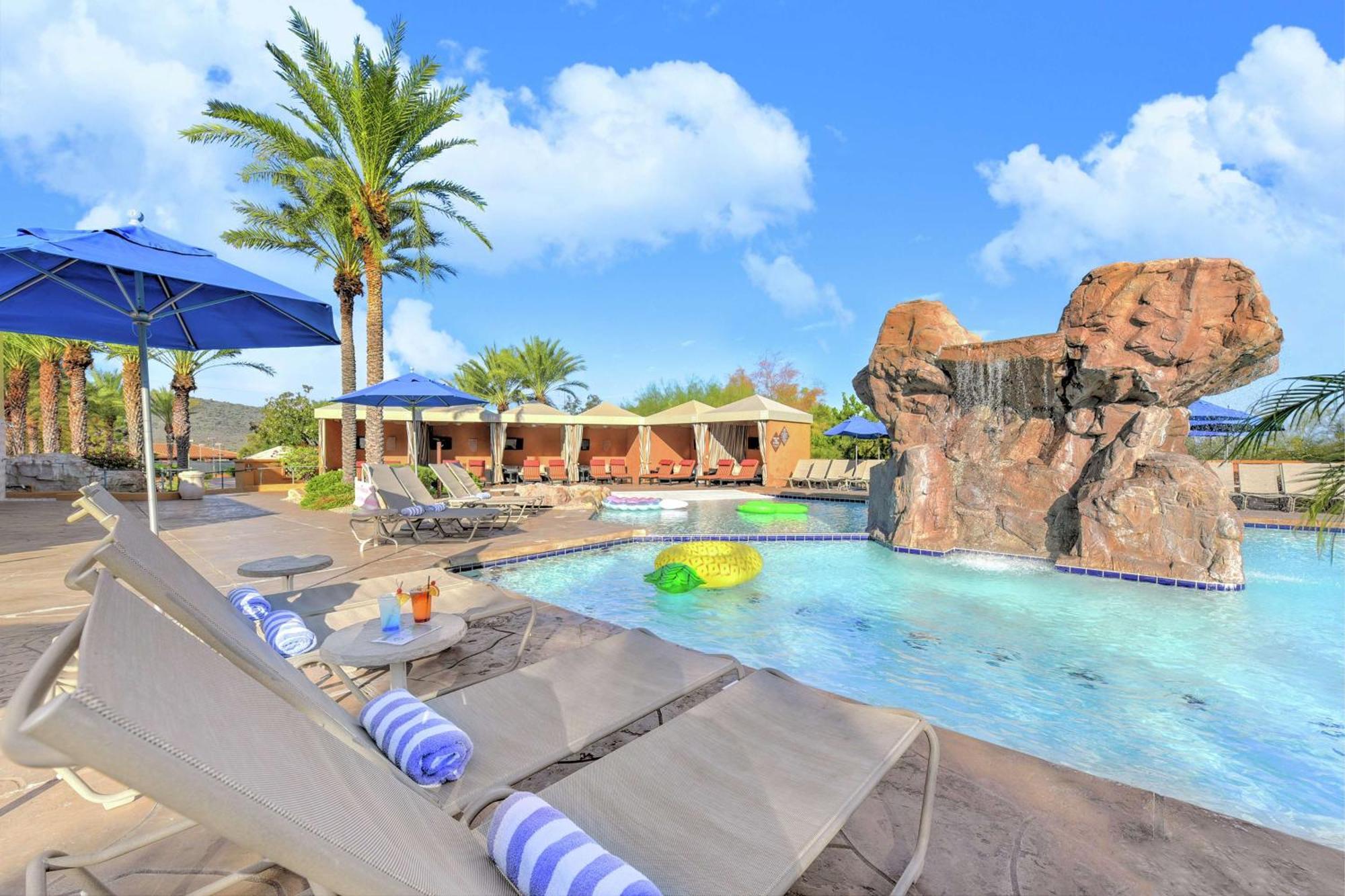 Hilton Phoenix Tapatio Cliffs Resort Exterior foto
