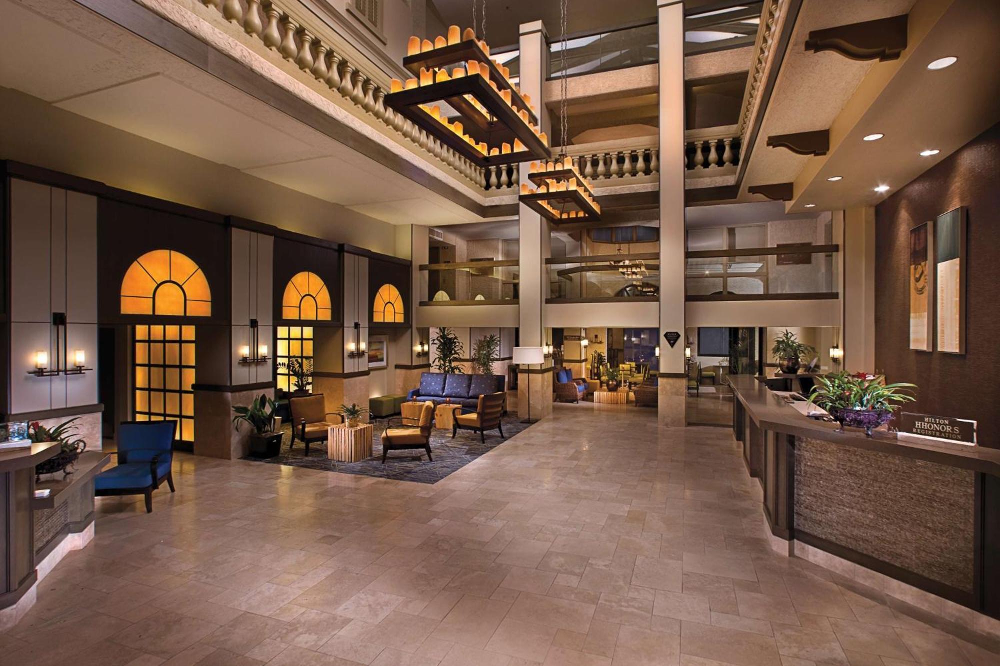 Hilton Phoenix Tapatio Cliffs Resort Exterior foto
