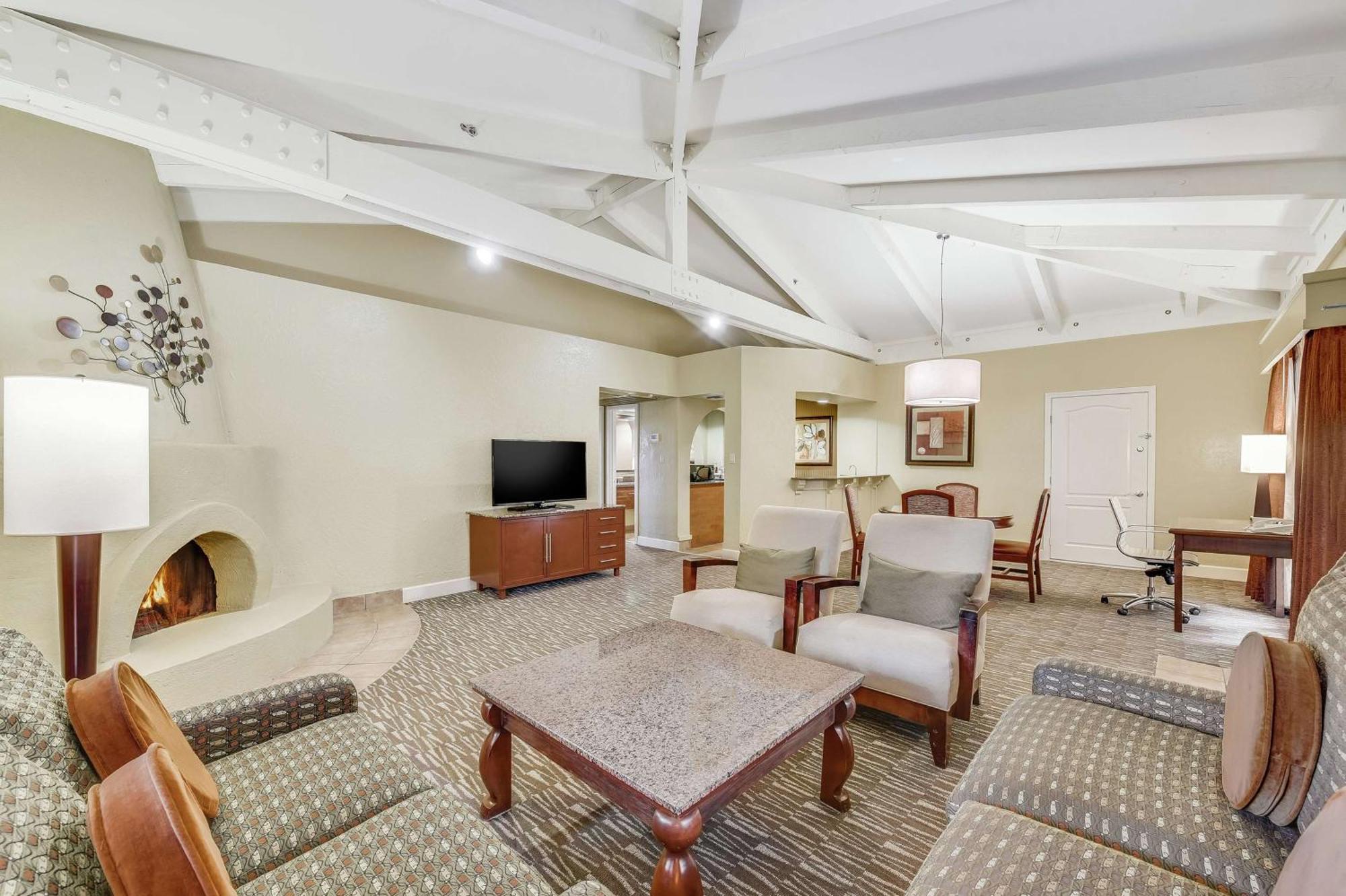 Hilton Phoenix Tapatio Cliffs Resort Exterior foto