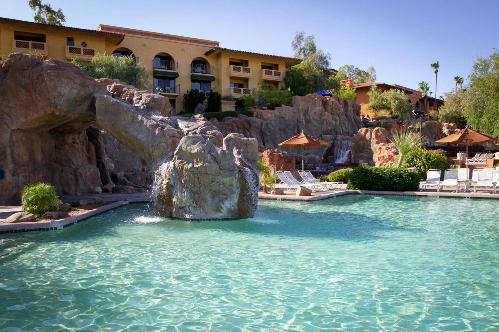 Hilton Phoenix Tapatio Cliffs Resort Exterior foto
