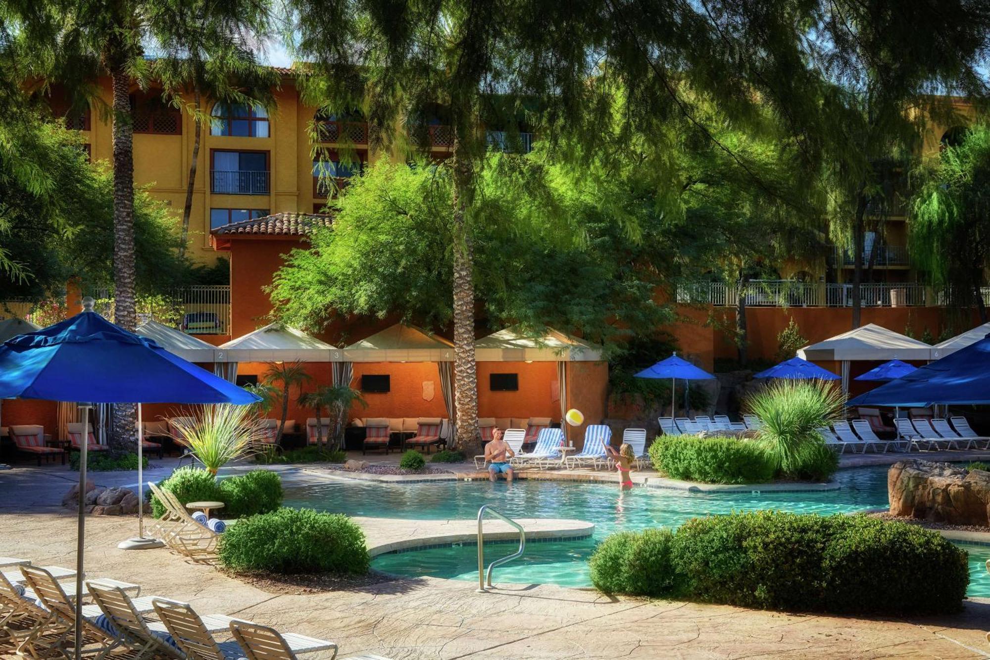 Hilton Phoenix Tapatio Cliffs Resort Exterior foto