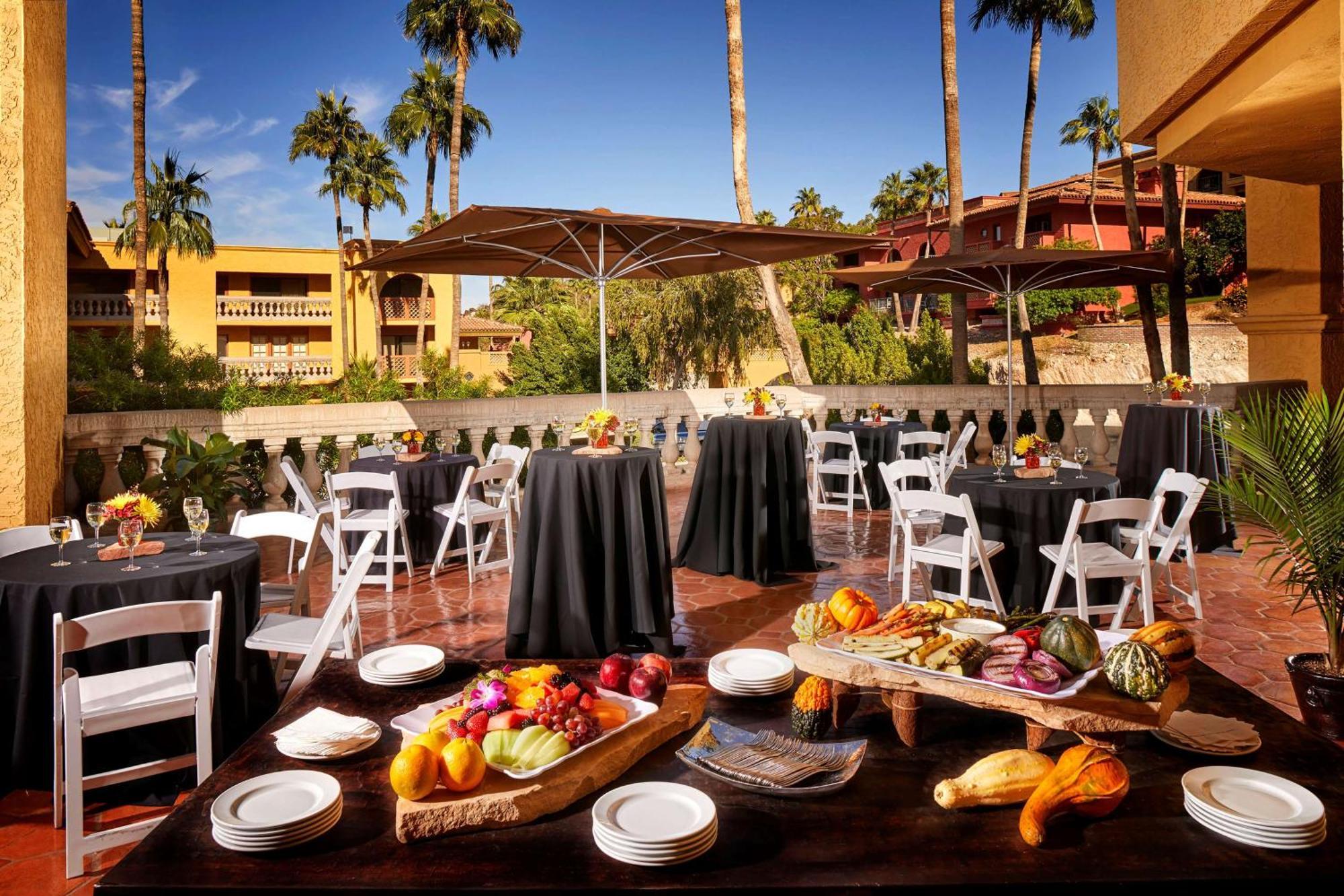 Hilton Phoenix Tapatio Cliffs Resort Exterior foto