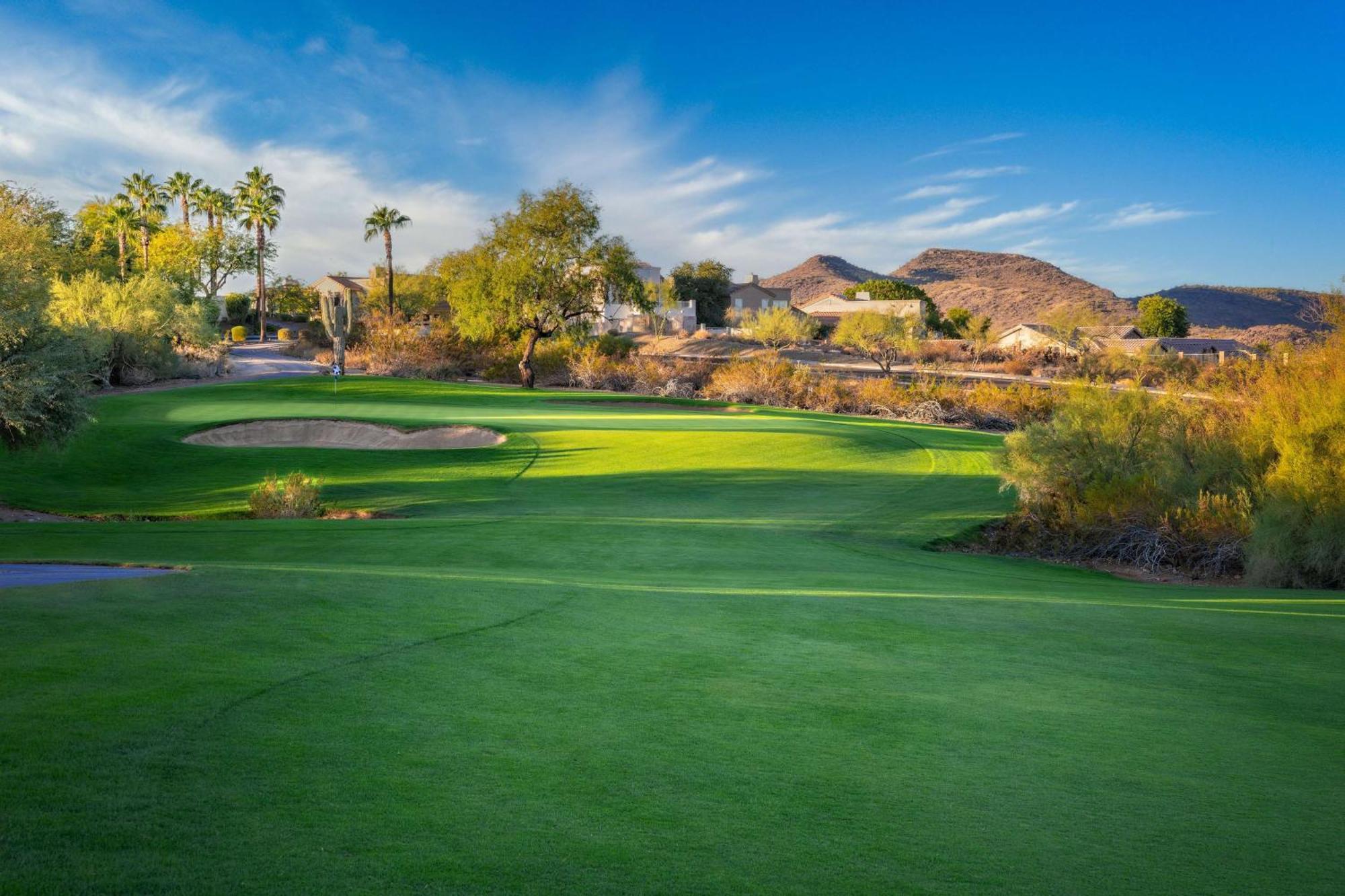 Hilton Phoenix Tapatio Cliffs Resort Exterior foto