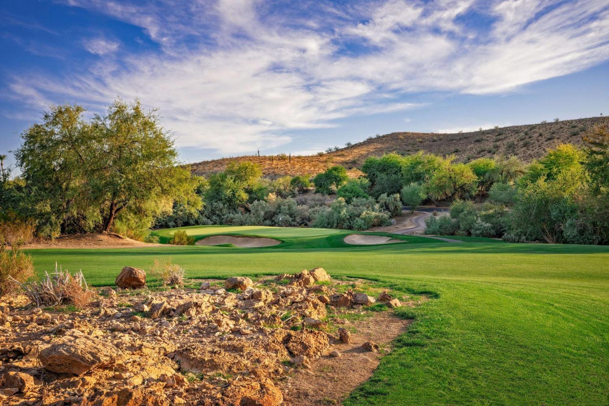 Hilton Phoenix Tapatio Cliffs Resort Exterior foto